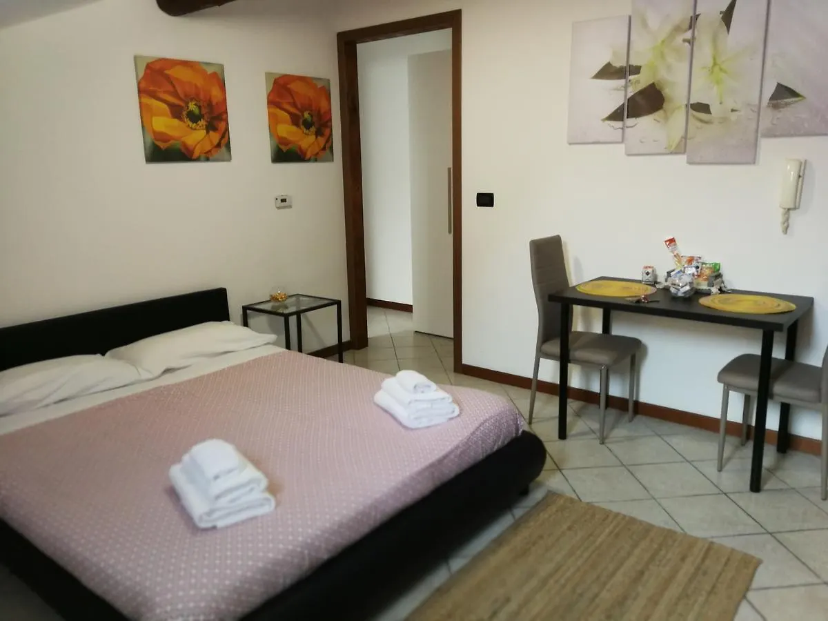 Aparthotel Il Gelsomino Cantù 0*,  Italia